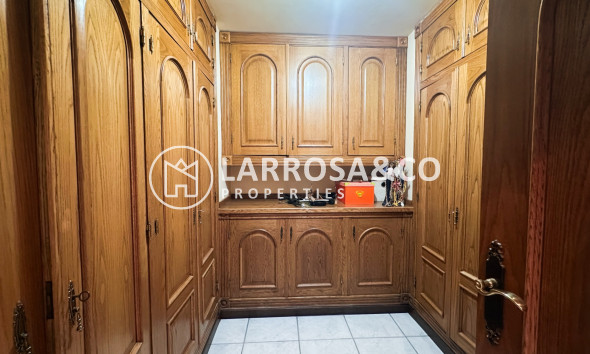 Resale - Detached House/Villa - La Mata - Costa Blanca