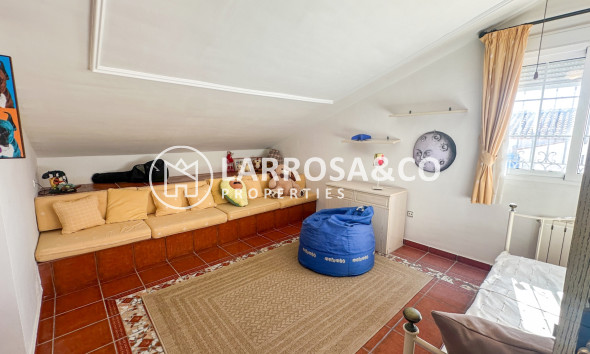 Resale - Detached House/Villa - La Mata - Costa Blanca