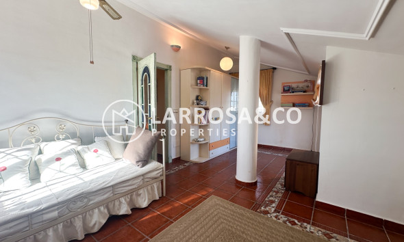 Resale - Detached House/Villa - La Mata - Costa Blanca