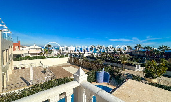Resale - Detached House/Villa - La Mata - Costa Blanca