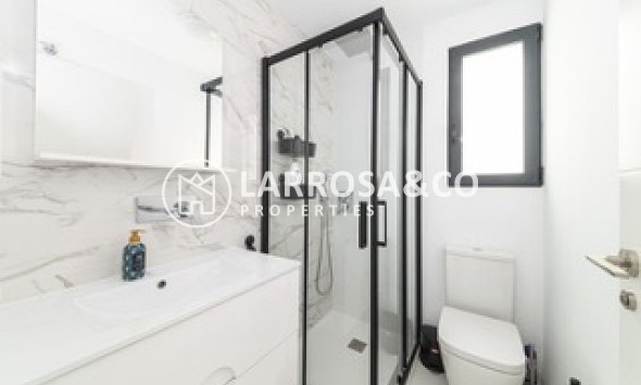 Resale - Apartment - San Miguel de Salinas - Inland