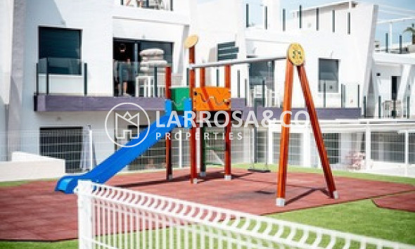 Resale - Apartment - San Miguel de Salinas - Inland