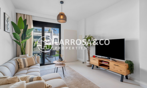 Resale - Apartment - San Miguel de Salinas - Inland