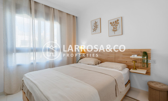 Resale - Apartment - San Miguel de Salinas - Inland