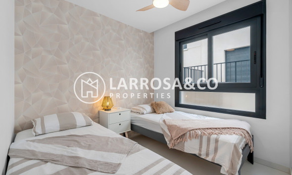 Resale - Apartment - San Miguel de Salinas - Inland