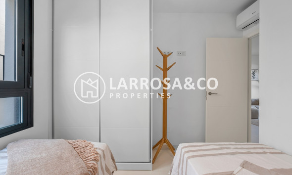 Resale - Apartment - San Miguel de Salinas - Inland