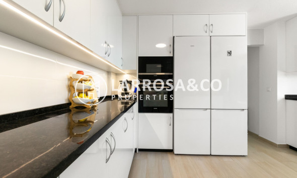 Resale - Detached House/Villa - Torre de La Horadada - Costa Blanca