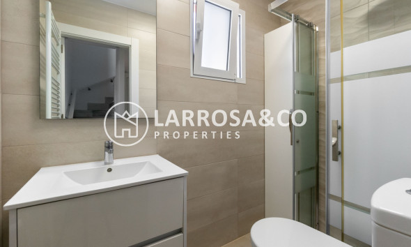 Resale - Detached House/Villa - Torre de La Horadada - Costa Blanca