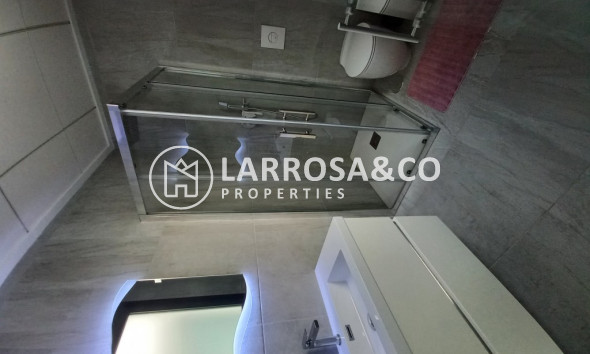 Herverkoop - Villa - San Miguel de Salinas - Inland