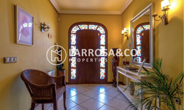 Resale - Detached House/Villa - La Mata - Costa Blanca