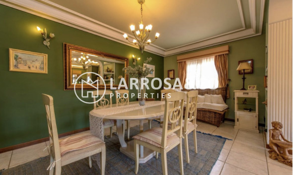 Resale - Detached House/Villa - La Mata - Costa Blanca