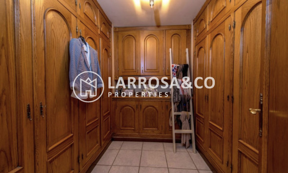 Resale - Detached House/Villa - La Mata - Costa Blanca