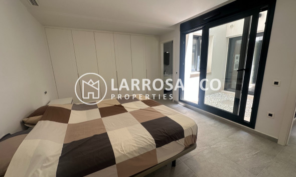 Herverkoop - Villa - San Miguel de Salinas - Inland