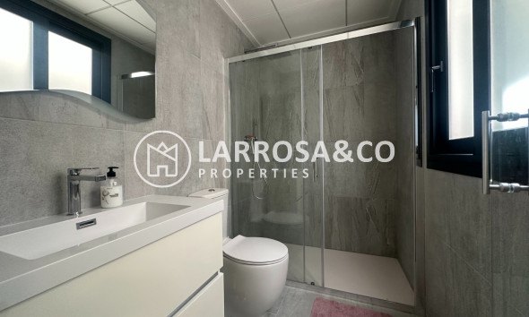 Herverkoop - Villa - San Miguel de Salinas - Inland