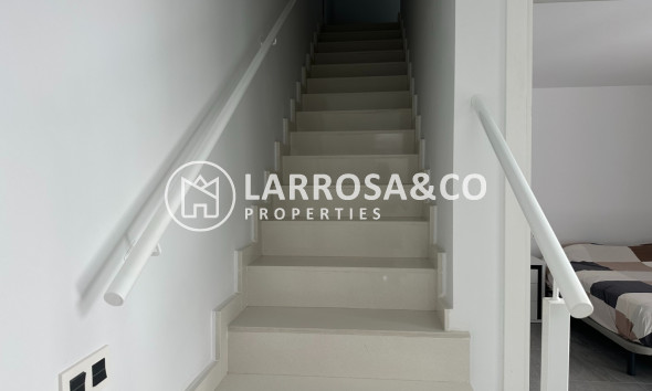 Herverkoop - Villa - San Miguel de Salinas - Inland