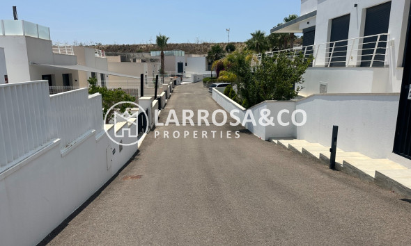 Herverkoop - Villa - San Miguel de Salinas - Inland