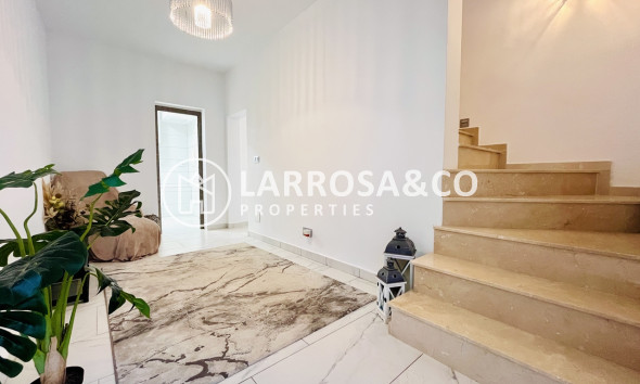 Herverkoop - Villa - San Miguel de Salinas - Inland