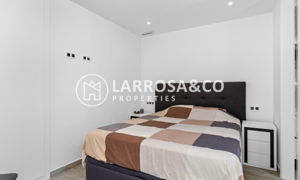 Herverkoop - Villa - San Miguel de Salinas - Inland