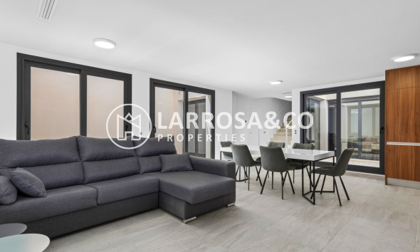 Herverkoop - Villa - San Miguel de Salinas - Inland