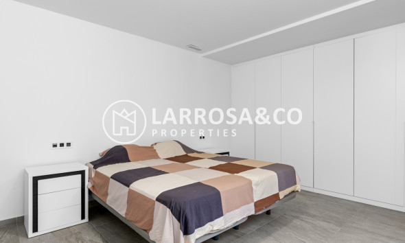 Herverkoop - Villa - San Miguel de Salinas - Inland