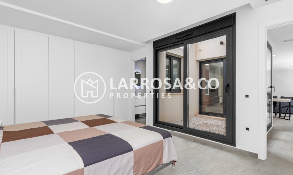 Herverkoop - Villa - San Miguel de Salinas - Inland