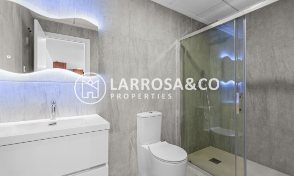 Herverkoop - Villa - San Miguel de Salinas - Inland