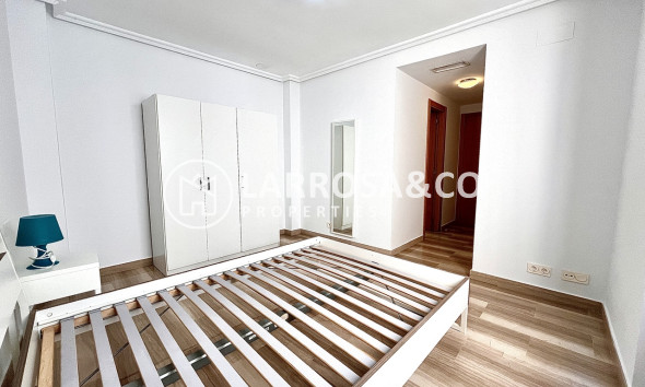 Resale - Apartment - Santa Pola - Costa Blanca