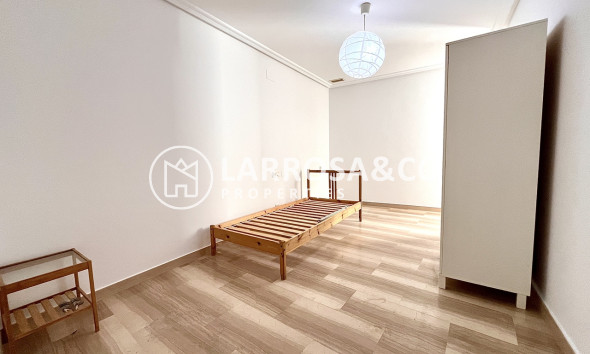 Resale - Apartment - Santa Pola - Costa Blanca