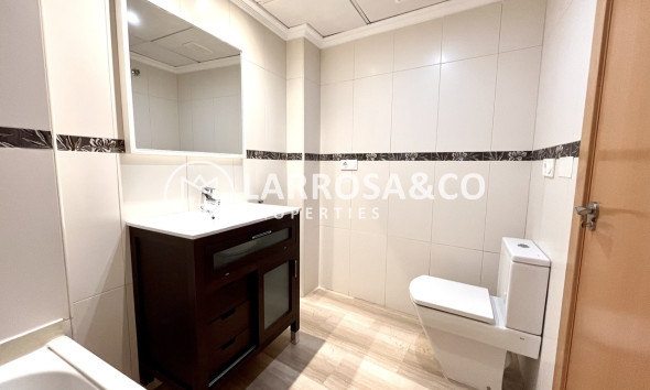 Resale - Apartment - Santa Pola - Costa Blanca