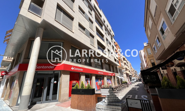 Resale - Apartment - Santa Pola - Costa Blanca