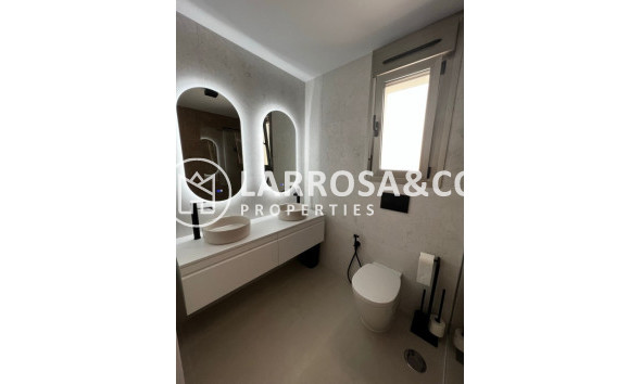 Herverkoop - Villa - San Miguel de Salinas - Inland