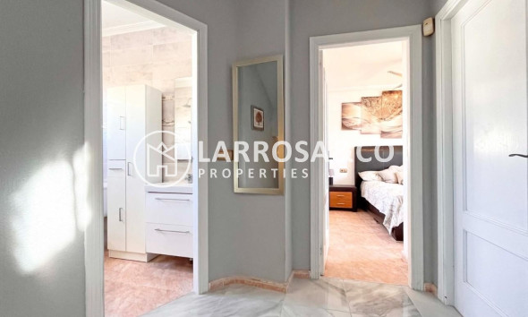 Resale - Detached House/Villa - La Zenia - Costa Blanca