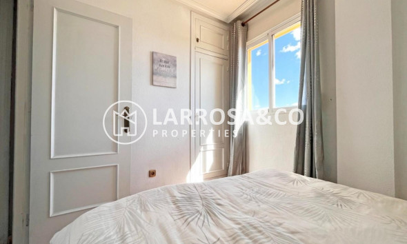 Resale - Detached House/Villa - La Zenia - Costa Blanca