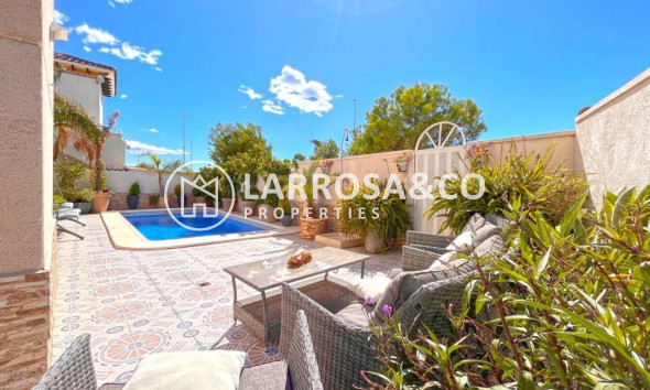 Resale - Detached House/Villa - La Zenia - Costa Blanca