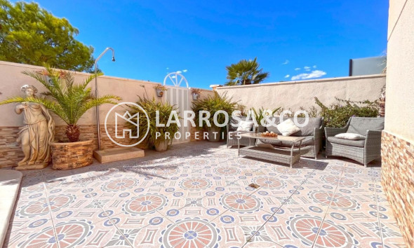 Resale - Detached House/Villa - La Zenia - Costa Blanca