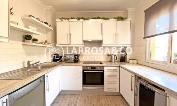 Resale - Detached House/Villa - La Zenia - Costa Blanca