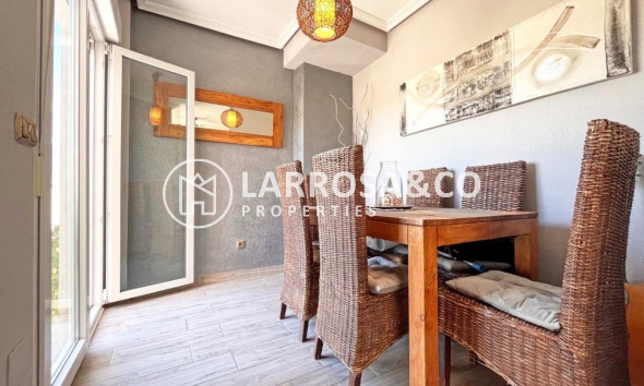 Resale - Detached House/Villa - La Zenia - Costa Blanca