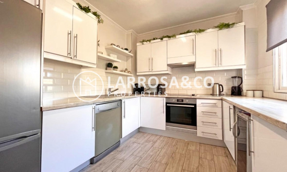 Resale - Detached House/Villa - La Zenia - Costa Blanca