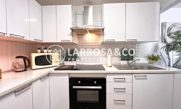 Resale - Detached House/Villa - La Zenia - Costa Blanca