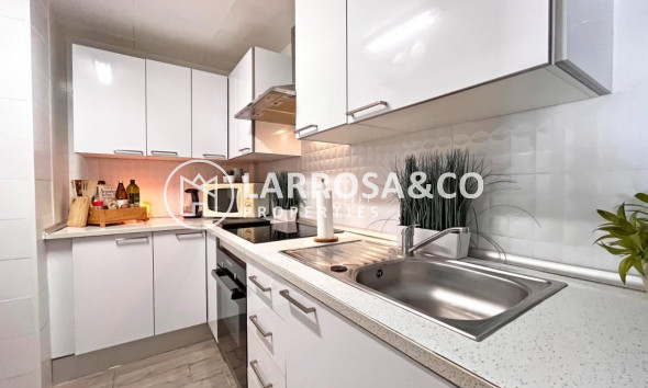 Resale - Detached House/Villa - La Zenia - Costa Blanca