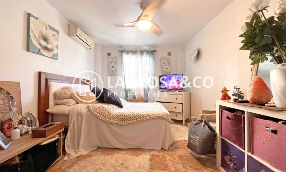 Resale - Detached House/Villa - La Zenia - Costa Blanca