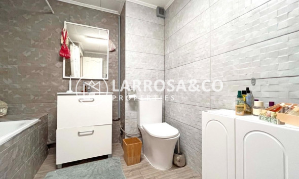 Resale - Detached House/Villa - La Zenia - Costa Blanca