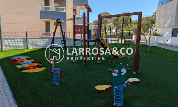 Resale - Apartment - Dehesa de Campoamor - Costa Blanca
