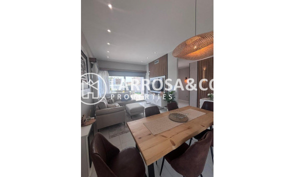 Resale - Detached House/Villa - Villamartin - Costa Blanca