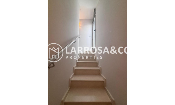 Resale - Detached House/Villa - Villamartin - Costa Blanca