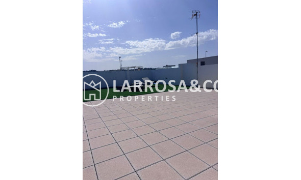 Resale - Detached House/Villa - Villamartin - Costa Blanca