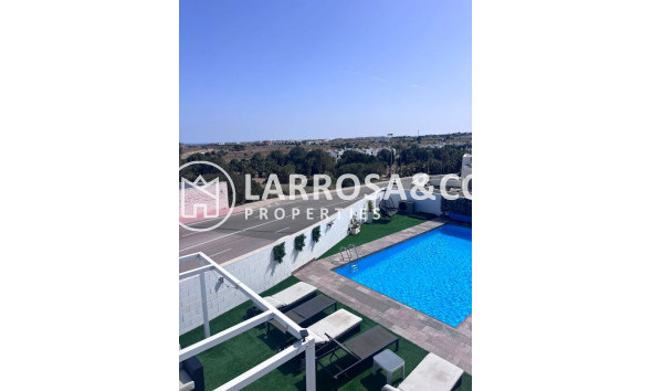 Resale - Detached House/Villa - Villamartin - Costa Blanca