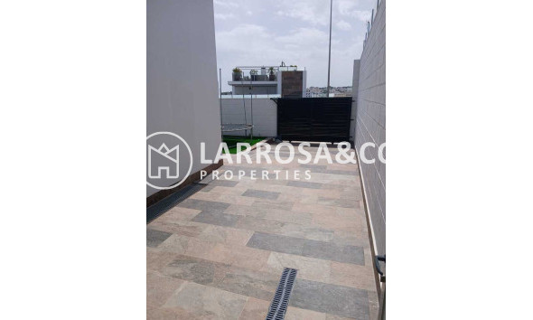 Resale - Detached House/Villa - Villamartin - Costa Blanca