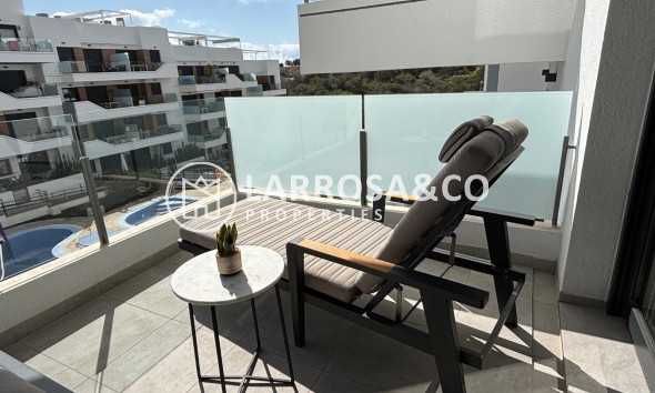Resale - Apartment - Villamartin - Costa Blanca