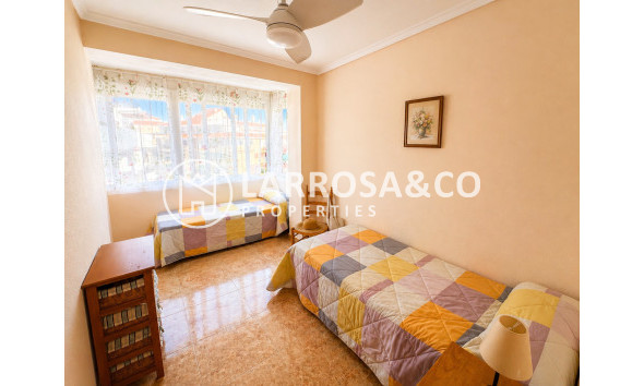Resale - Apartment - Torrevieja - La Mata